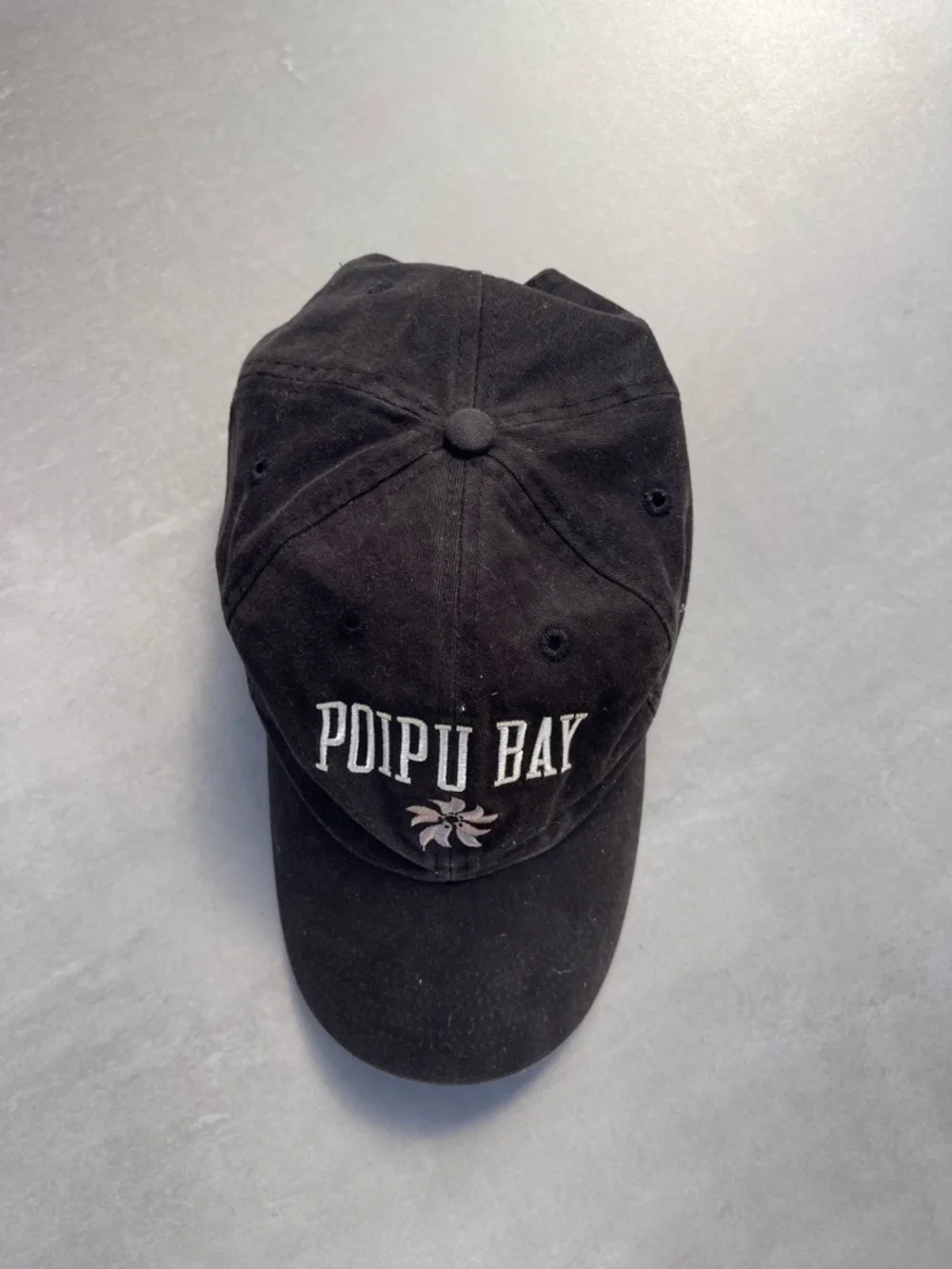Black Baseball Cap - Picture 2 of 4